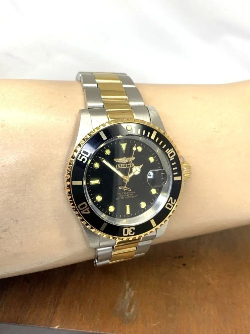 Invicta Men's Watch 26973 Pro Diver Black Dial Two Tone Stainless Steel 40mm